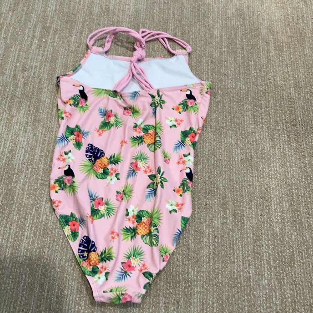 Bathing suit - Picture 2 of 3